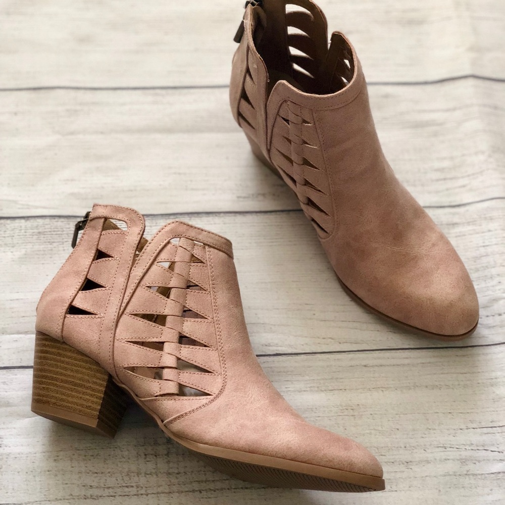 NEW Qupid Blush Cutout Booties Pink Ankle Boot